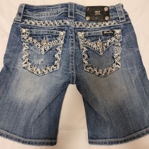 Miss Me Shorts Size 26